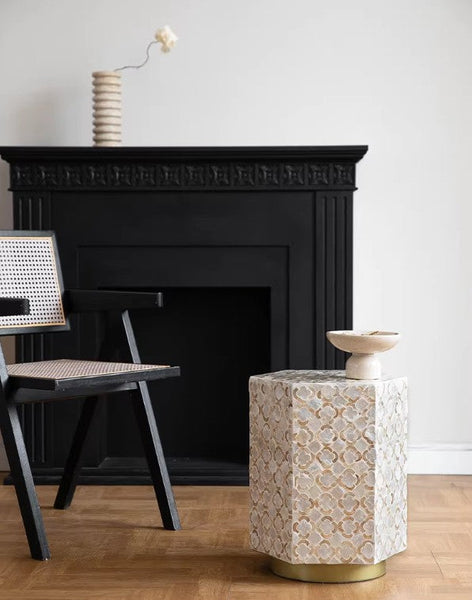 Portable Casual Side Table, Creative Coffee Table, Contemporary Small Sofa Side Table, Shell Small Side Table, Unique Small End Table-HomePaintingDecor