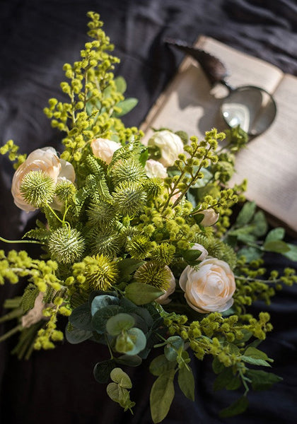 Spring Flower Arrangement for Living Room, Ranunculus Asiaticus, Globe Amaranth, Botany Plants, Beautiful Modern Flower Arrangement Ideas for Home Decoration-HomePaintingDecor