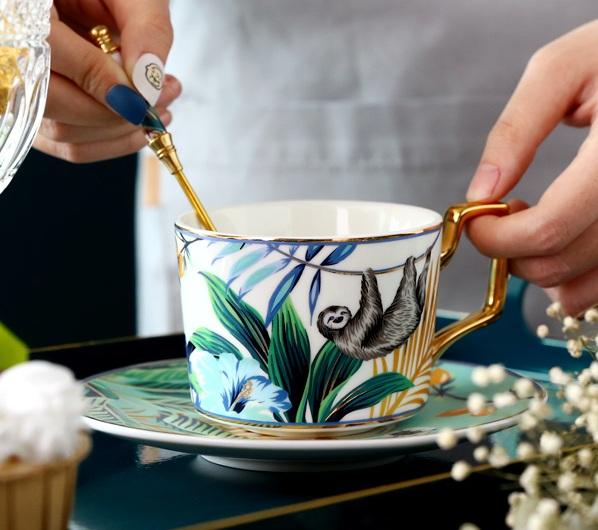 Jungle Animals Porcelain Coffee Cups, Coffee Cups with Gold Trim and Gift Box, 7.4 oz Tea Cup and Saucer-HomePaintingDecor