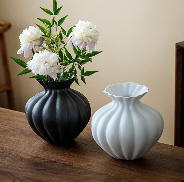 Handmade Water Holding Flower Vases, Modern Black Flower Vase Centerpiece on Table, Porcelain Flower Vases, Ceramic Bouquet Vases-HomePaintingDecor