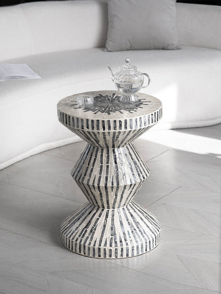 Shell Small Sofa Side Table, Bedside Small Side Table, Portable Casual Side Table, Contemporary Round Side Table, Creative Coffee Table-HomePaintingDecor
