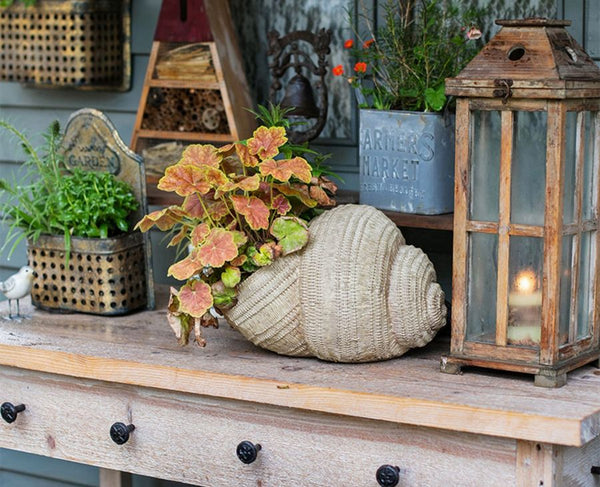 Snail Flowerpot for Garden Decoration, Cute Snail Statues, Garden Animal Statues, Unique Modern Garden Sculptures, Creative Villa Outdoor Gardening Ideas-HomePaintingDecor