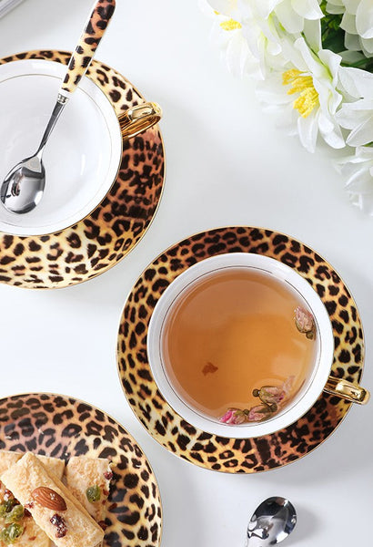 Creative Porcelain Tea Cup Saucer Set, Modern Ceramic Cups, 7.8 oz Ceramic Coffee Cups, Unique Tea Cup and Saucer in Gift Box-HomePaintingDecor