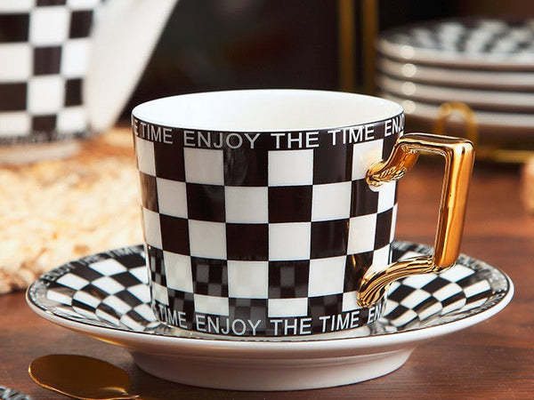 Creative Ceramic Coffee Cups for Office, Beautiful British Tea Cups, Creative Porcelain Tea Cup Saucer Set, 6.8 oz Tea Cup and Saucer in Gift Box as Birthday Gift-HomePaintingDecor