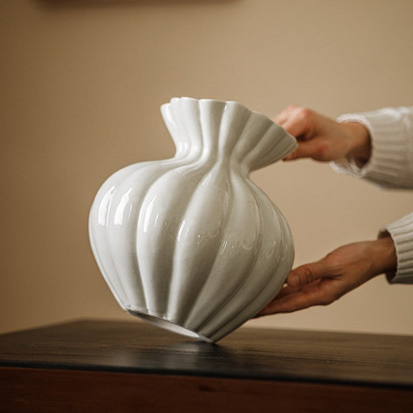 Modern Flower Vase Centerpiece on Table, Handmade Water Holding Flower Vases, Porcelain Flower Vases, Ceramic Bouquet Vases-HomePaintingDecor