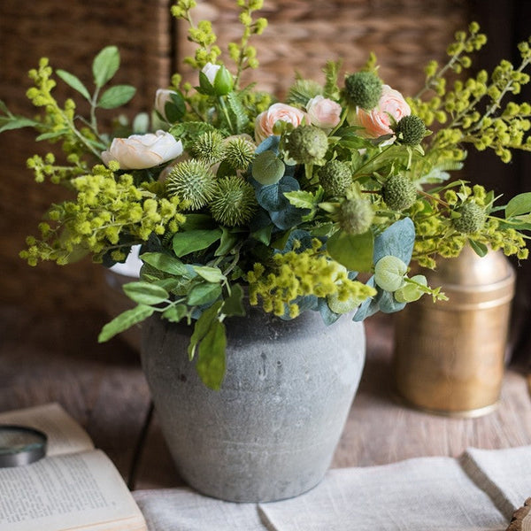 Spring Flower Arrangement for Living Room, Ranunculus Asiaticus, Globe Amaranth, Botany Plants, Beautiful Modern Flower Arrangement Ideas for Home Decoration-HomePaintingDecor