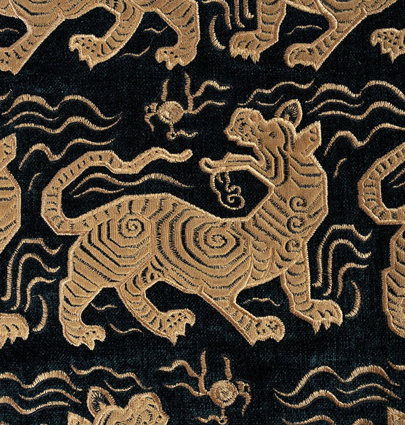 Embroidery Tiger Pattern Pillows for Couch, Contemporary Modern Sofa Pillows, Decorative Throw Pillows for Bedroom, Large Modern Sofa Pillow for Living Room-HomePaintingDecor