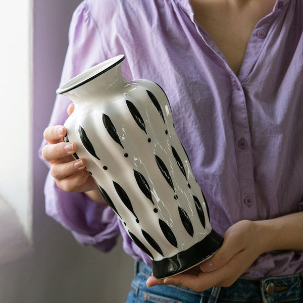 Modern Flower Vases on Table, Porcelain Flower Vases, Water Holding Flower Vases, Handmade Bouquet Ceramic Vases-HomePaintingDecor