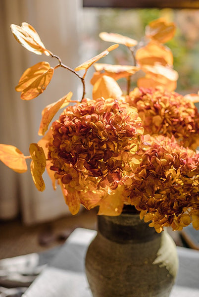 Hydrangea Flowers, Artificial Floral for Bedroom, Flower Arrangement Ideas for Dining Room Table, Simple Modern Floral Arrangement Ideas for Home Decoration-HomePaintingDecor