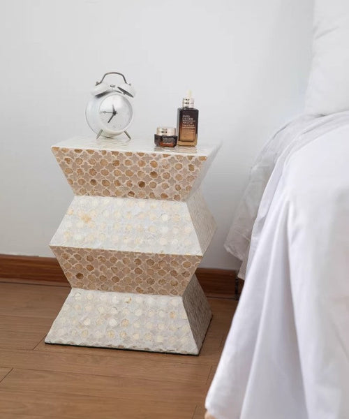 Portable Casual Side Table, Shell Small Sofa Side Table, Unique Small End Table, Contemporary Round Side Table, Creative Coffee Table-HomePaintingDecor