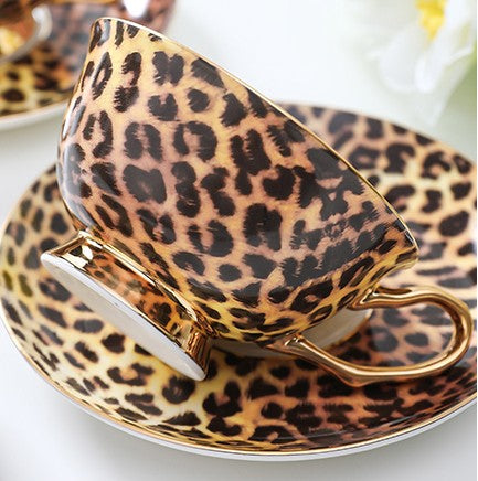 Creative Porcelain Tea Cup Saucer Set, Modern Ceramic Cups, 7.8 oz Ceramic Coffee Cups, Unique Tea Cup and Saucer in Gift Box-HomePaintingDecor