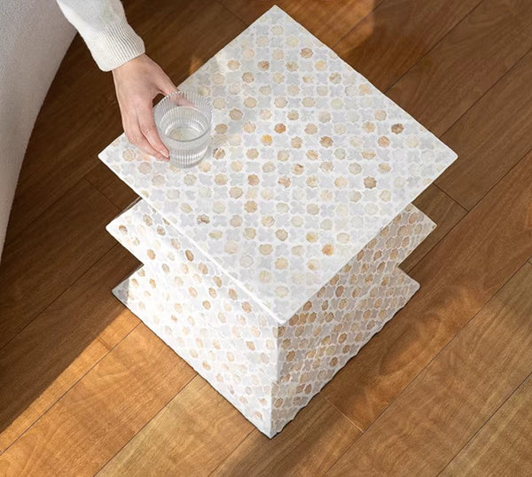 Portable Casual Side Table, Shell Small Sofa Side Table, Unique Small End Table, Contemporary Round Side Table, Creative Coffee Table-HomePaintingDecor