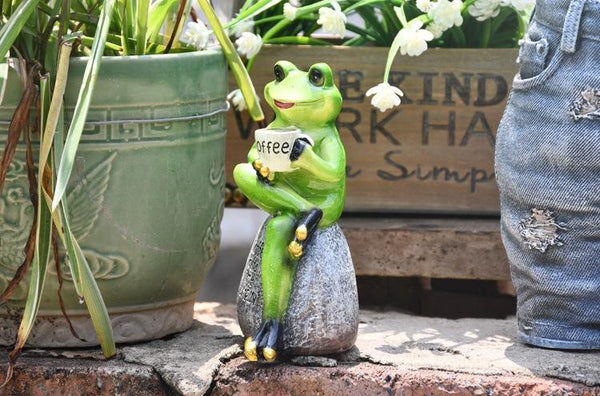 Frog Drinking Coffee Statue for Garden, Animal Statue for Garden Courtyard Ornament, Villa Outdoor Decor Gardening Ideas-HomePaintingDecor